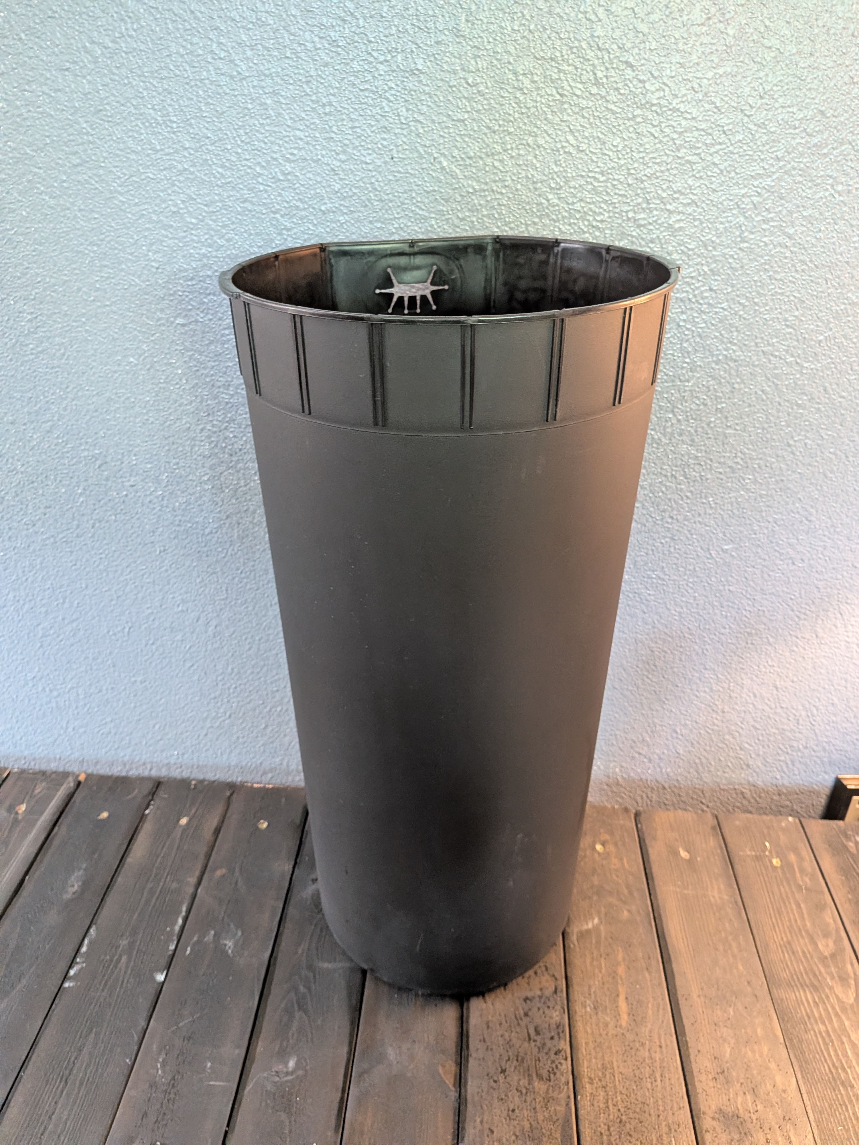 simplehuman Stainless Steel Round Step Trash Can with Inner Liner