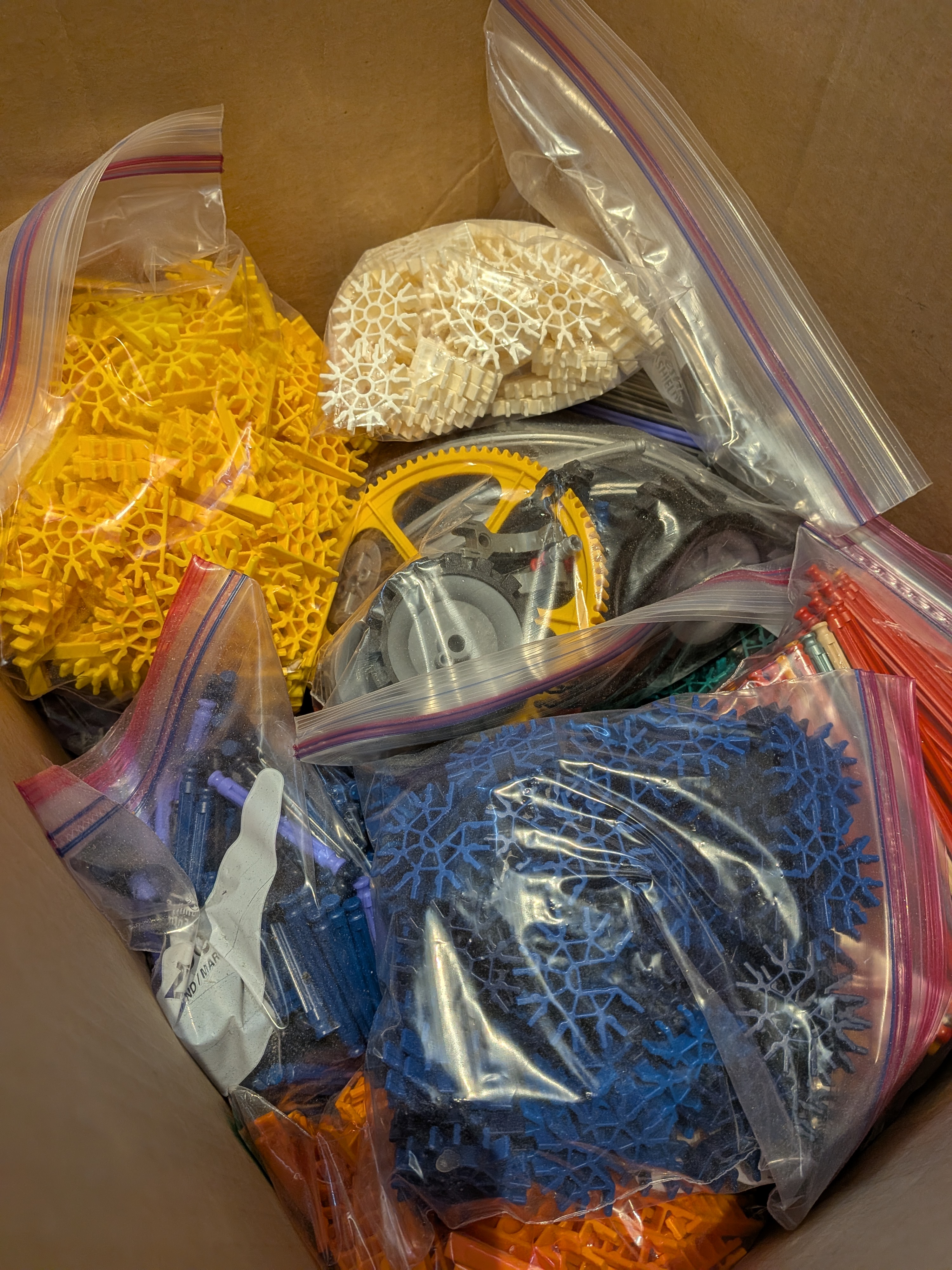 Large Lot of K'Nex Building Set Pieces, Sorted, with Motors and Instructions