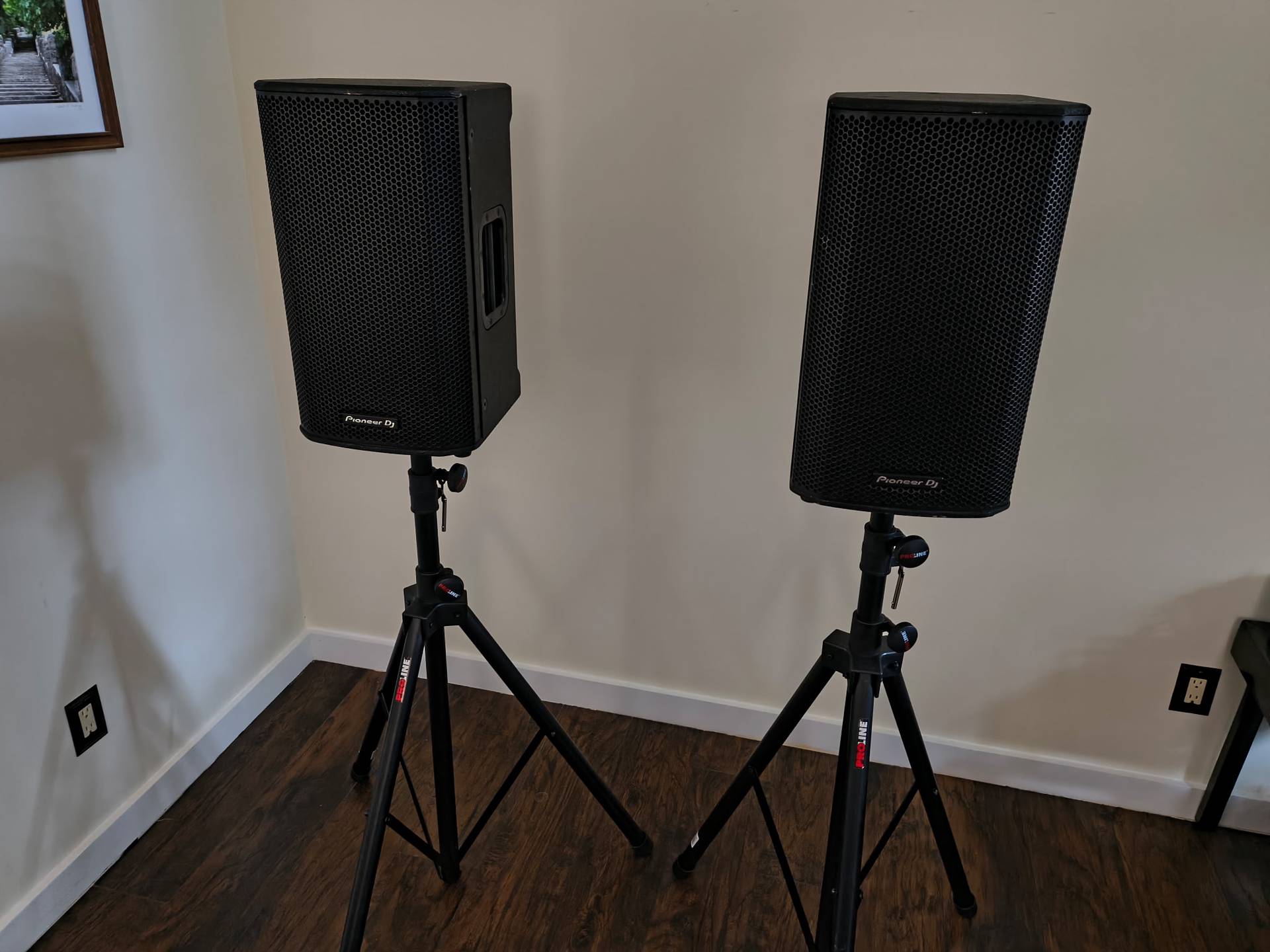 Pioneer DJ XPRS102 10" Active PA Speakers, Pair, with Stands (2022)